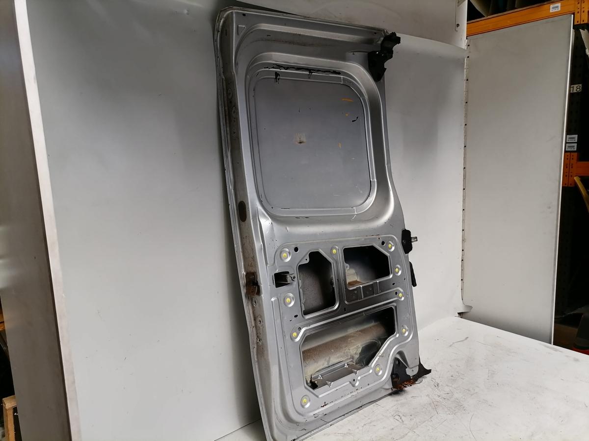 Renault Trafic 2 original Fl&uuml;gelt&uuml;r rechts Kastenwagen ohne Scheibe Silber Bj.2008